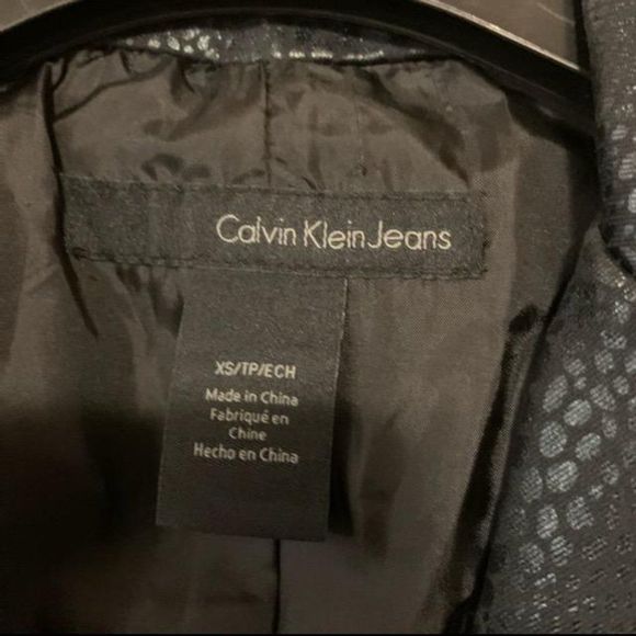 Calvin Klein Jeans Metallic Embossed Snake Texture Jacket - Picture 4 of 6